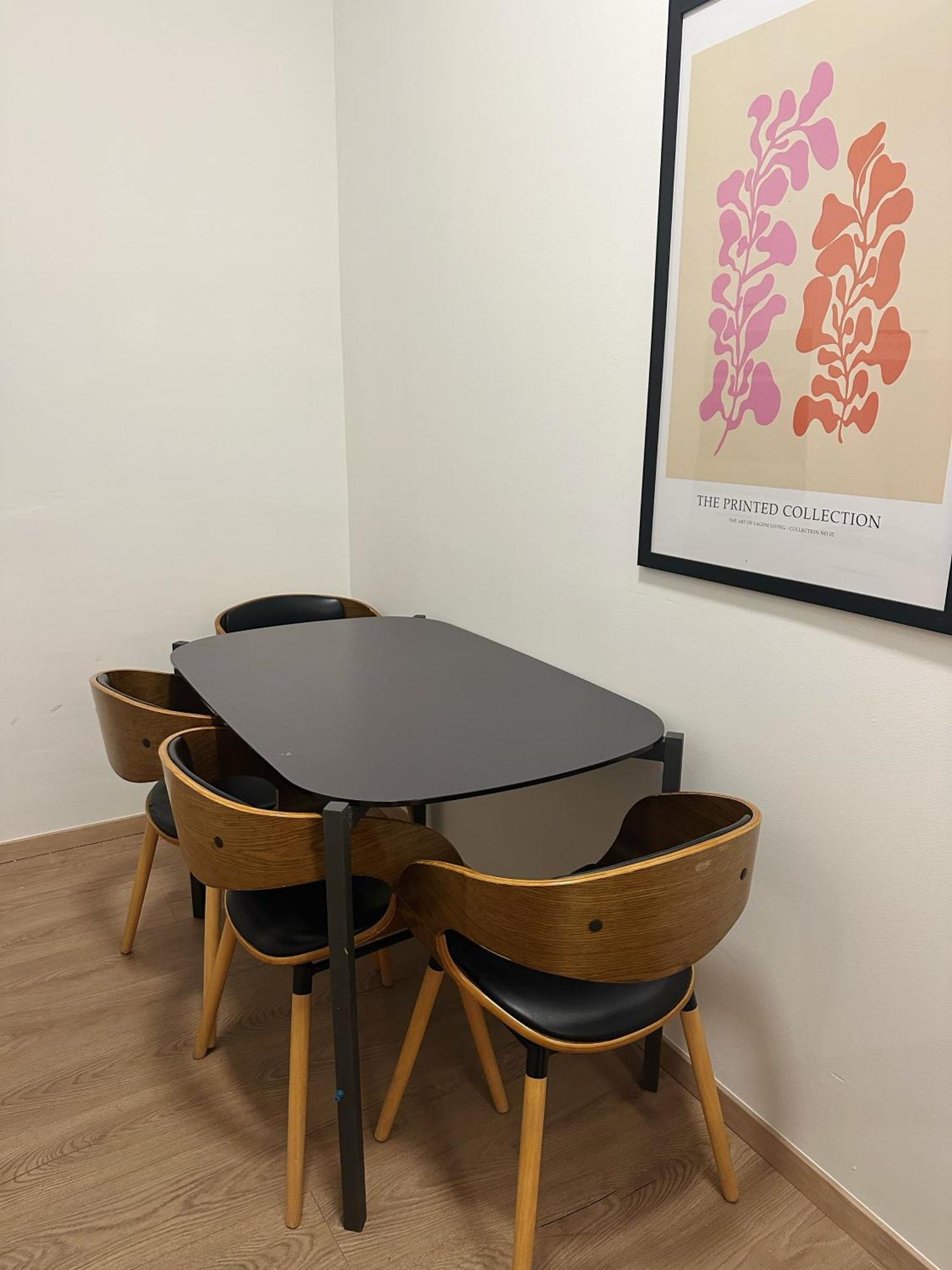 2Schlafenzimmer 5Betten Montuerwhonung Apartment Dusseldorf Bagian luar foto